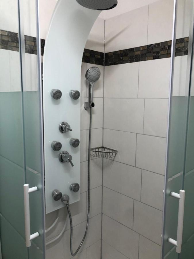 Fai'S Guesthouse Widnau Екстер'єр фото